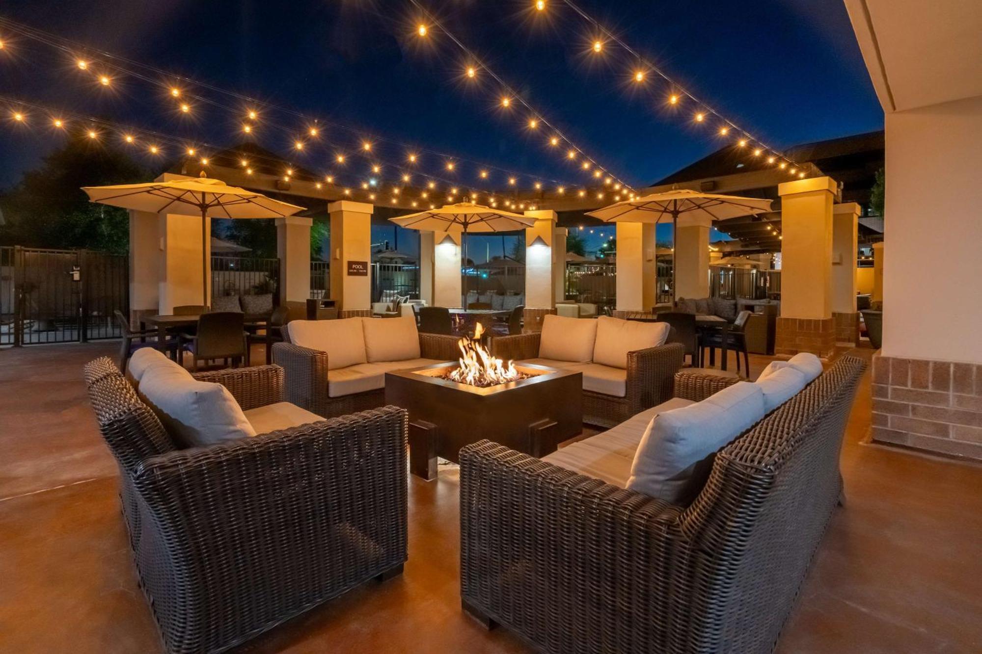 Hilton Garden Inn Scottsdale Old Town Dış mekan fotoğraf