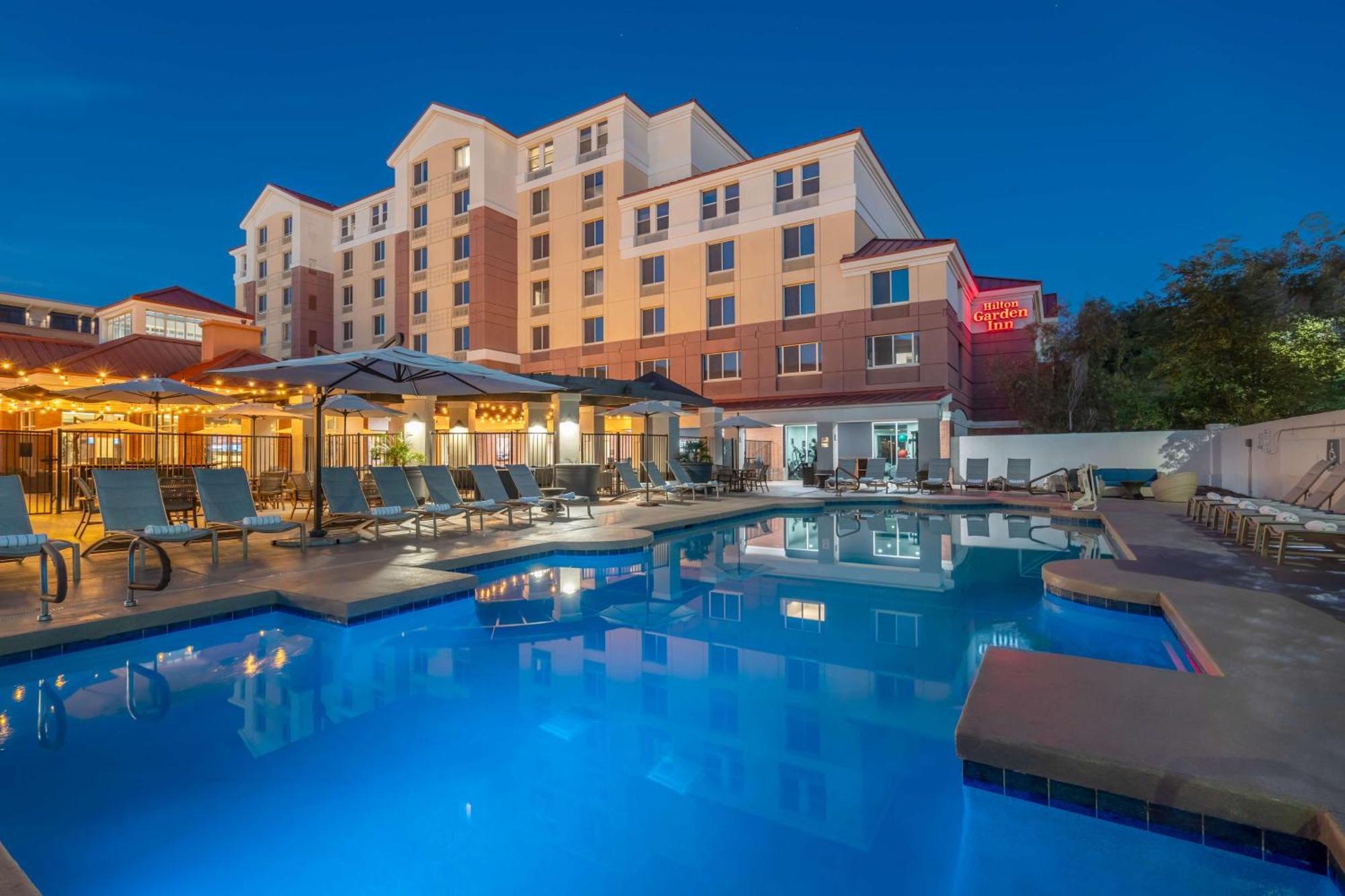 Hilton Garden Inn Scottsdale Old Town Dış mekan fotoğraf